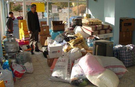 Kulu Beyaz Esya Tamircisi Halil Gulyavsan onculugundeki Yardim Kampanyasi