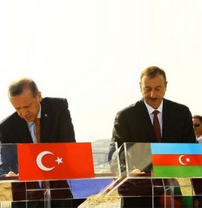 Azeri petrolüne Türk rafinerisi!