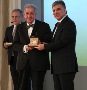 Cumhurbaşkanlığı Kültür Sanat Büyük Ödülleri sahiplerini buldu