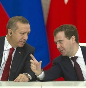 Erdoğan Medvedev'le Suriye'yi konuştu