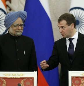 Rusya ve Hindistan iki yeni nükleer santral için anlaştı