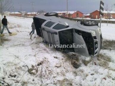 Beskardes Köyünde Kaza 3 Yaralı