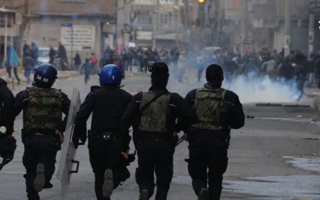 Diyarbakır’da açıklama sonrası çatışma